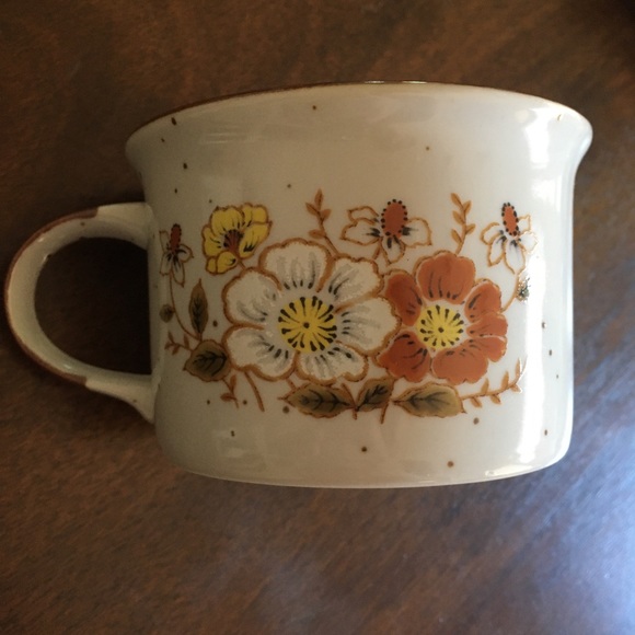 Vintage Floral Speckled Mug - Picture 2 of 6
